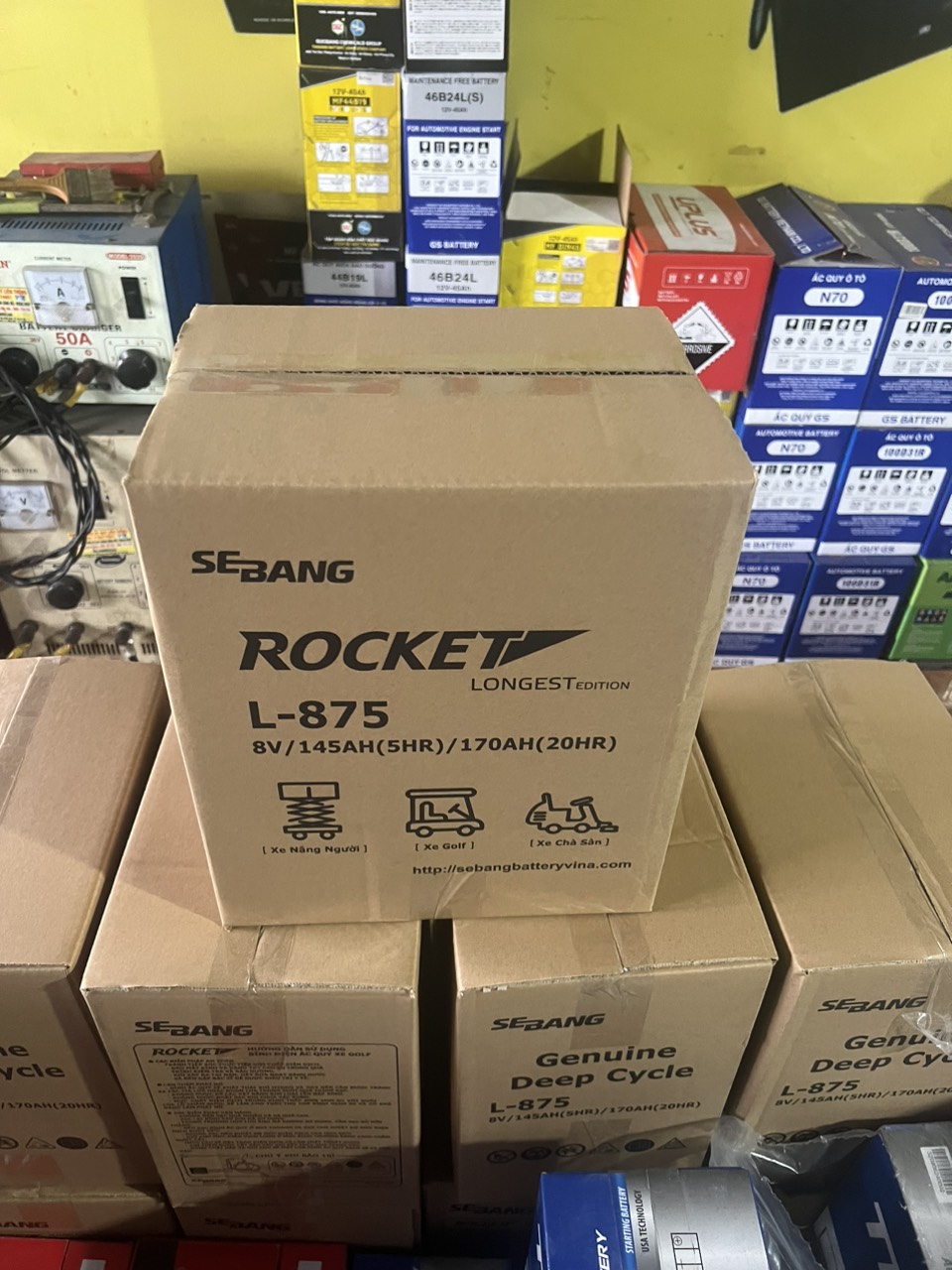 Bình ắc quy rocket l-875 8v-170ah (20hr) xe nâng người xe golf xe chà sàn
